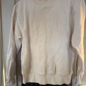 Elegant Cream Women's Crew Neck Sweater